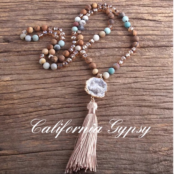Jasper Amazonite Druzy Tassel necklace - Picture 6 of 6